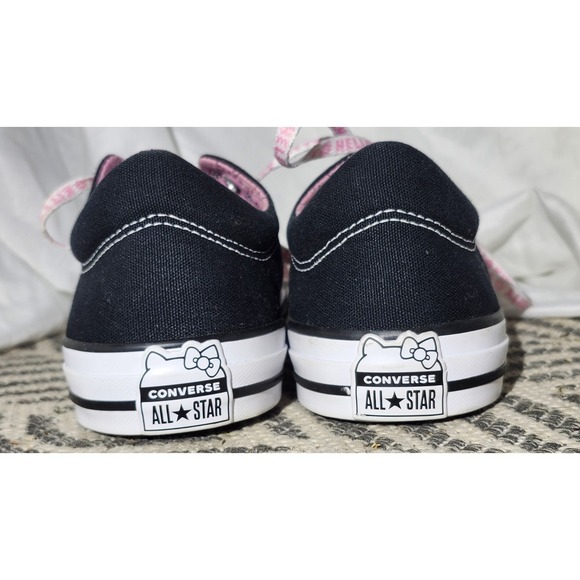 Converse x Hello Kitty Madison Ox Sneakers – Women's 10 💖🐱 - Picture 4 of 12